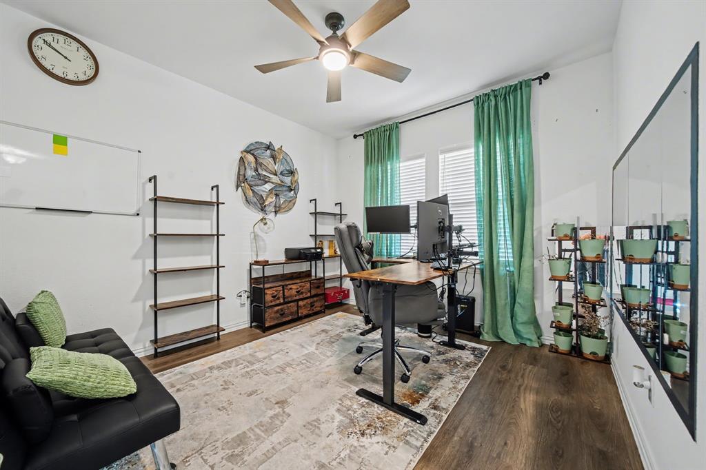 1701 Pegasus Drive Forney, TX 75126 - Photo 5 of 34