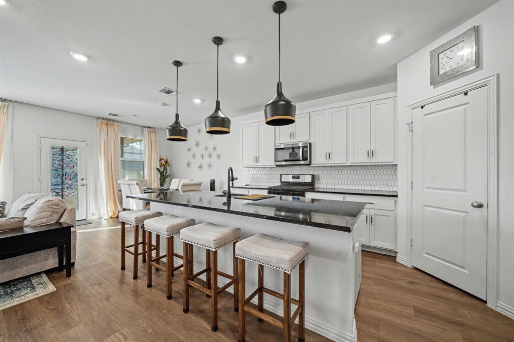 1701 Pegasus Drive Forney, TX 75126 - Photo 9 of 34