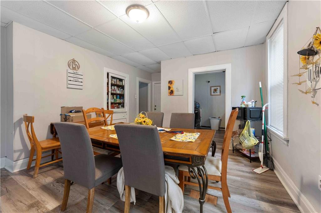 254-256 Pennsylvania Avenue Rochester, PA 15074 - Photo 6 of 32 a view of a dining room with furniture