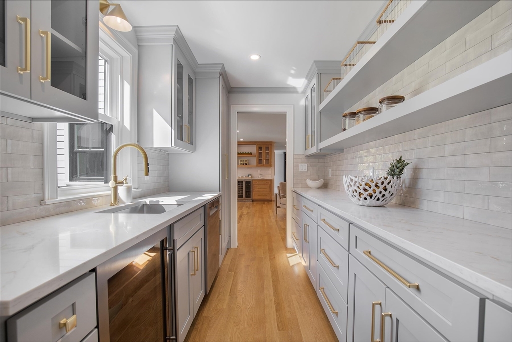 22 Fordville Road Duxbury, MA 02332 - Photo 13 of 42