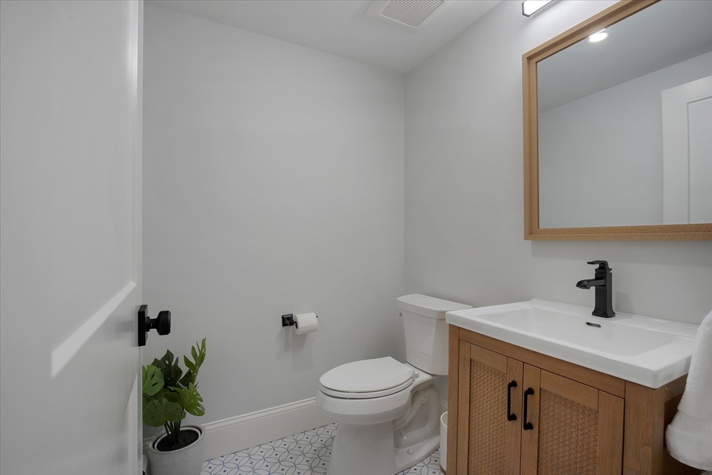 22 Fordville Road Duxbury, MA 02332 - Photo 36 of 42