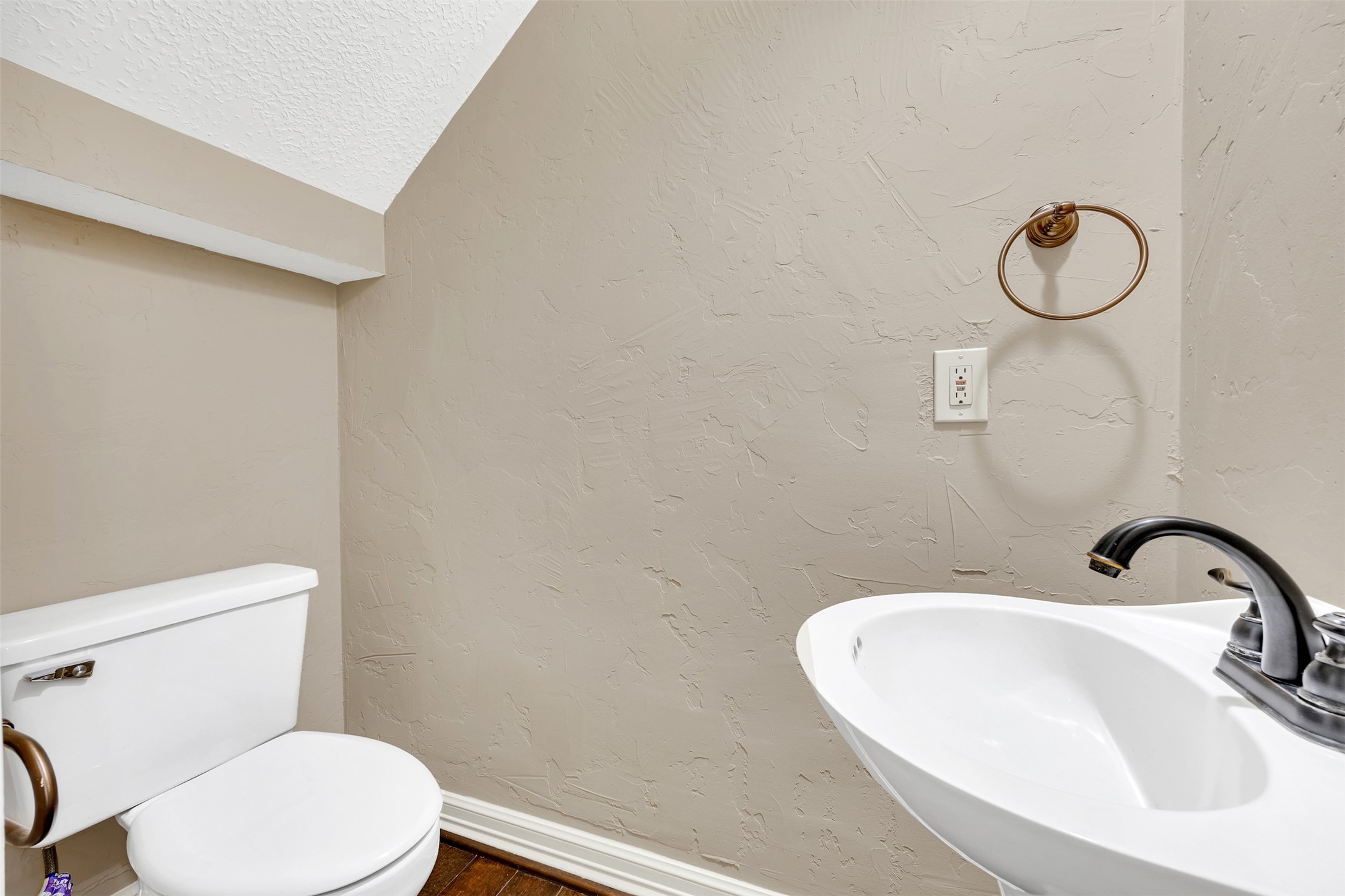 7659 Ameswood Road Houston, TX 77095 - Photo 15 of 24 a bathroom with a sink mirror and toilet