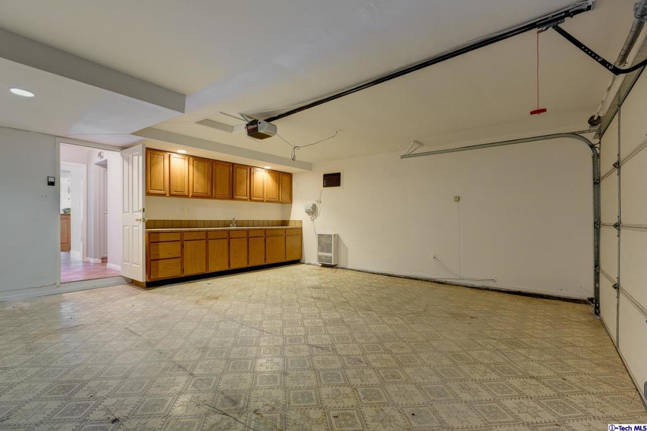 804 Milan Avenue South Pasadena, CA 91030 - Photo 26 of 58 a view of an empty room with windows