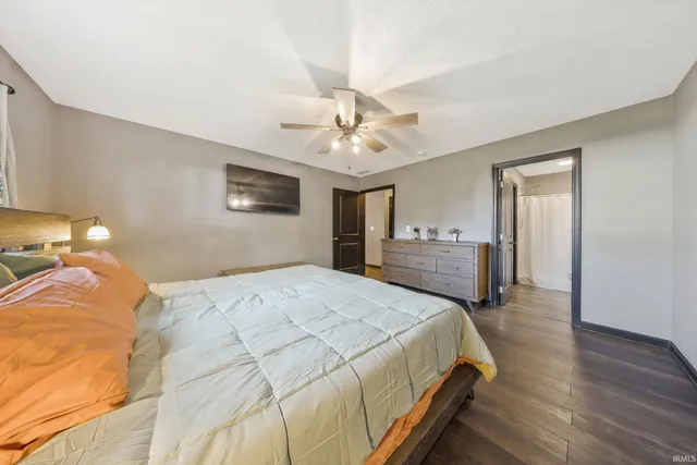 $338,000 | 301 South 4th Avenue, Haubstadt, IN 47639