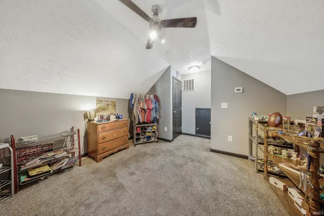 $338,000 | 301 South 4th Avenue, Haubstadt, IN 47639