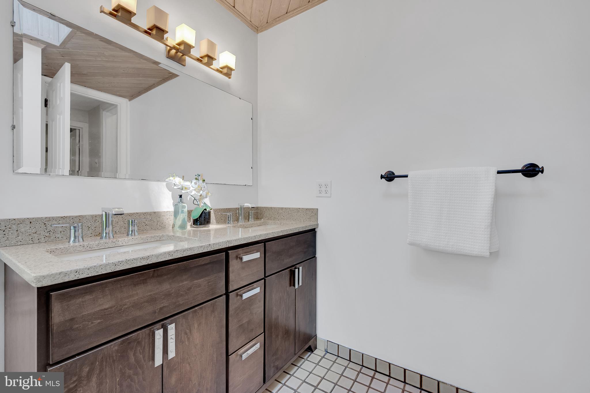 2418 Forest Glen Road Silver Spring, MD 20910 - Photo 14 of 23