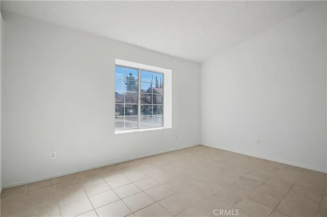 $415,000 | 203 Linda Court, Palmdale, CA 93550