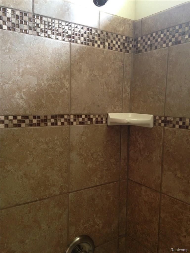 3528 Warner Road Howell, MI 48855 - Photo 27 of 61 IMG_3120.JPG