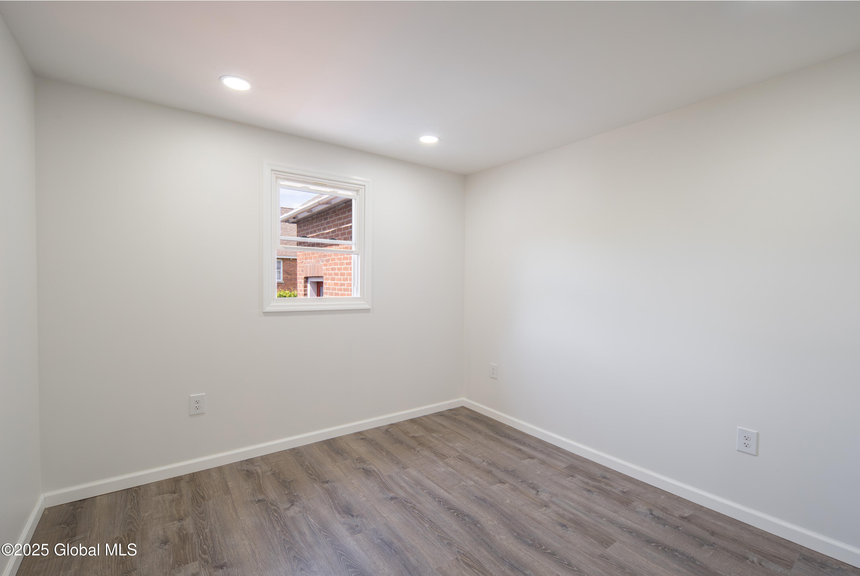 135 Freemans Bridge Road Glenville, NY 12302 - Photo 14 of 54 014