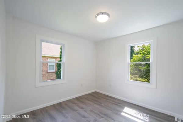 $3,200 | 135 Freemans Bridge Road, Glenville, NY 12302