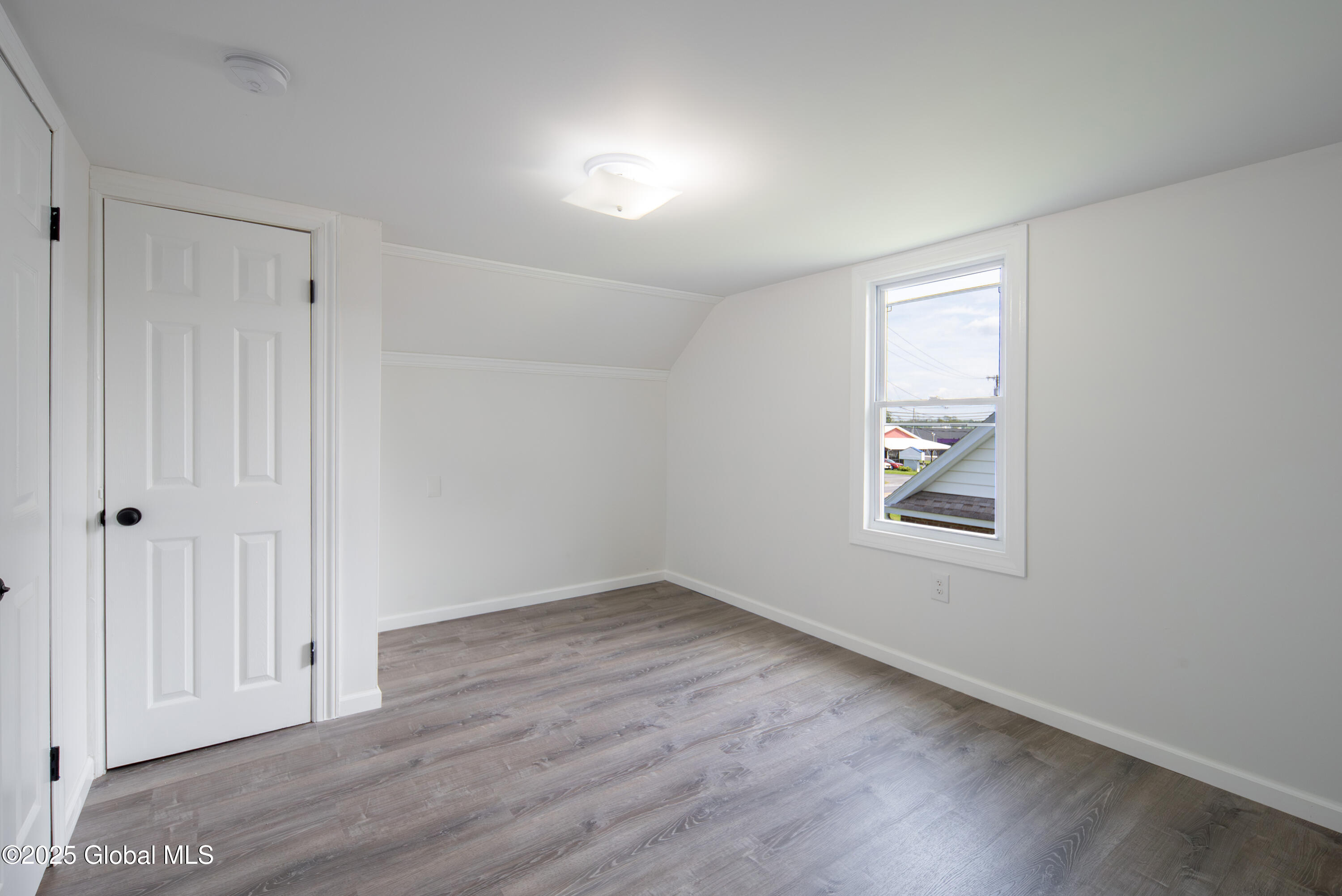 135 Freemans Bridge Road Glenville, NY 12302 - Photo 29 of 54 029