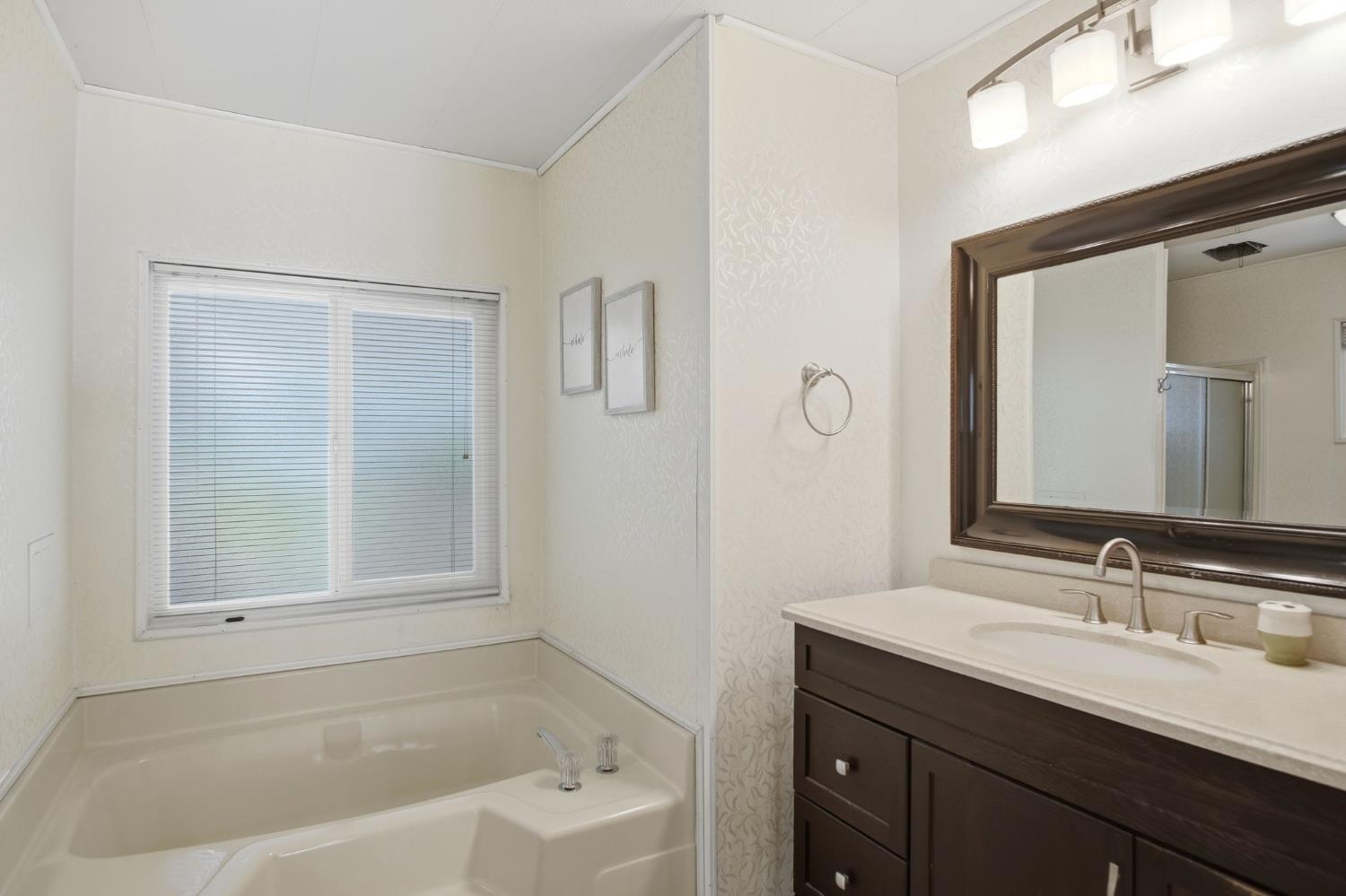 1400 North Tully Road, Unit 43 Turlock, CA 95380 - Photo 14 of 39