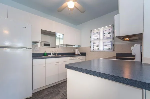 $1,500 | 1315 Bayshore Drive, Unit 204, Fort Pierce, FL 34949