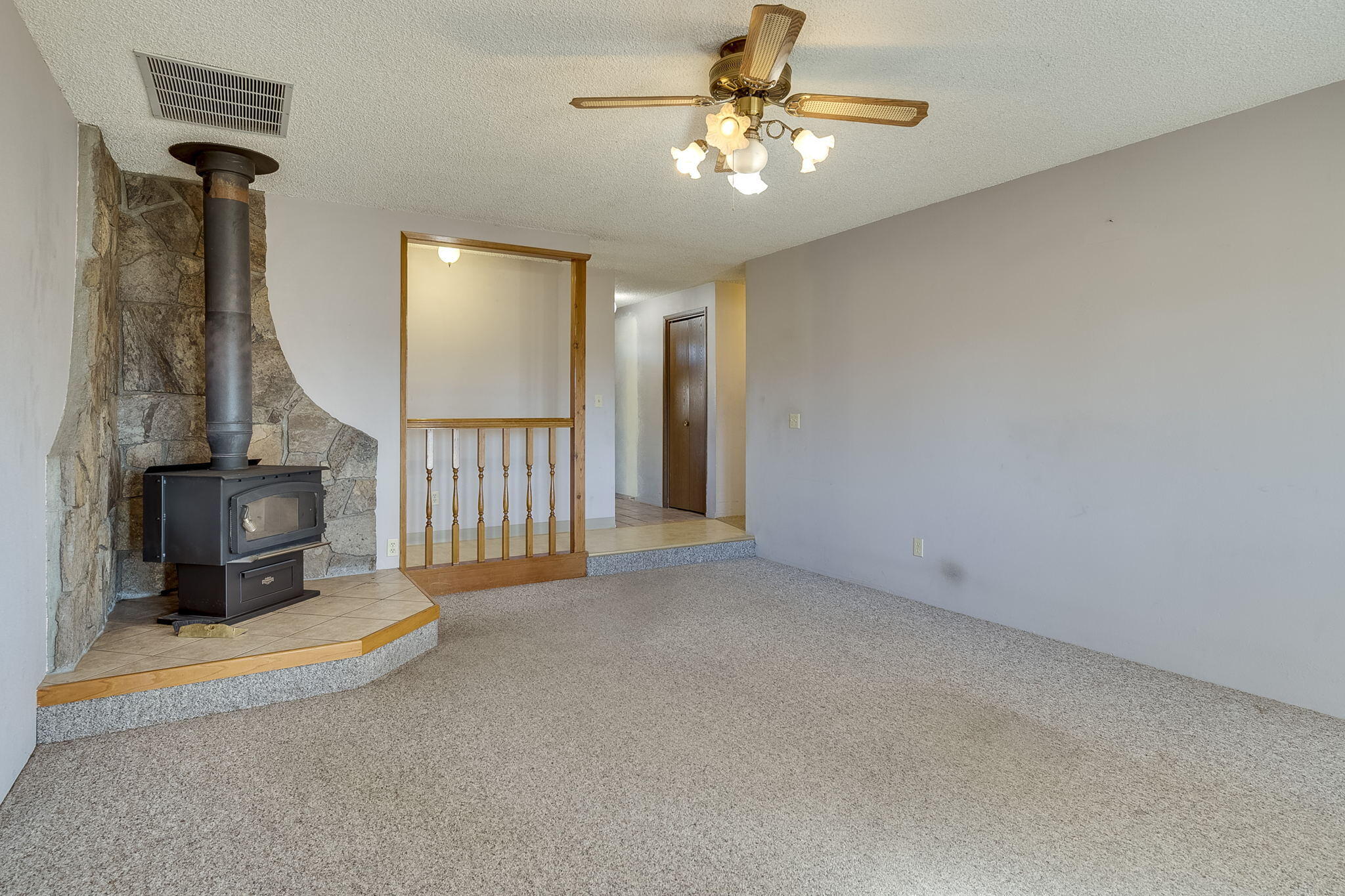 642 Apollo Road Prineville, OR 97754 - Photo 6 of 22 18-web-or-mls-642 NW Apollo Road-Prinevi