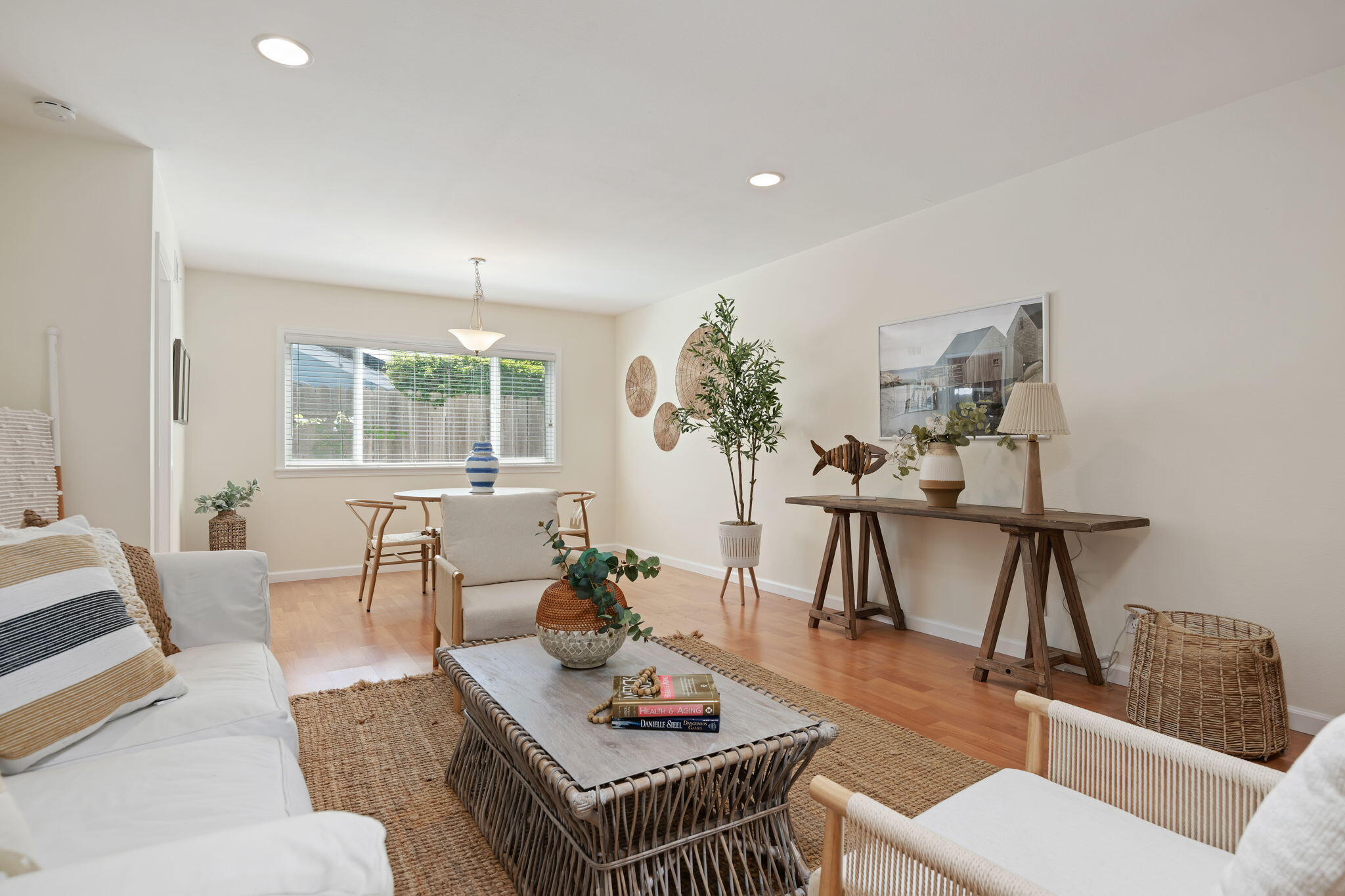 163 Alpine Drive Goleta, CA 93117 - Photo 3 of 25 05-Living Room