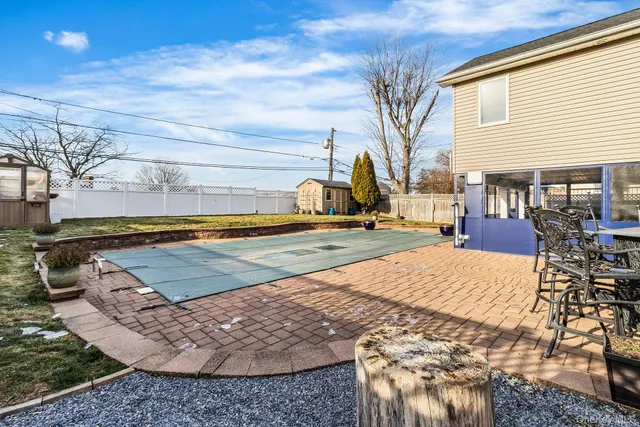 a view of outdoor space