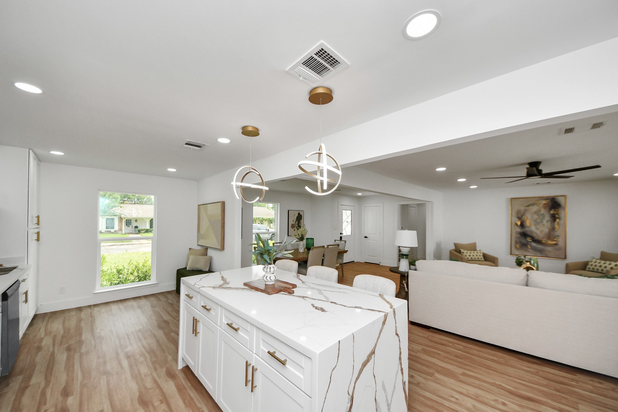 6249 Locke Lane Houston, TX 77057 - Photo 23 of 47