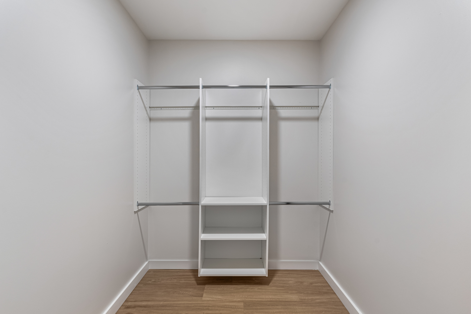 805 North Milwaukee Avenue, Unit 4N Chicago, IL 60642 - Photo 18 of 34 a view of an empty walk in closet