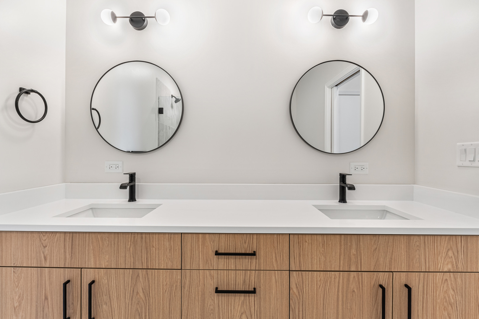 805 North Milwaukee Avenue, Unit 4N Chicago, IL 60642 - Photo 20 of 34 a bathroom with a sink and a mirror