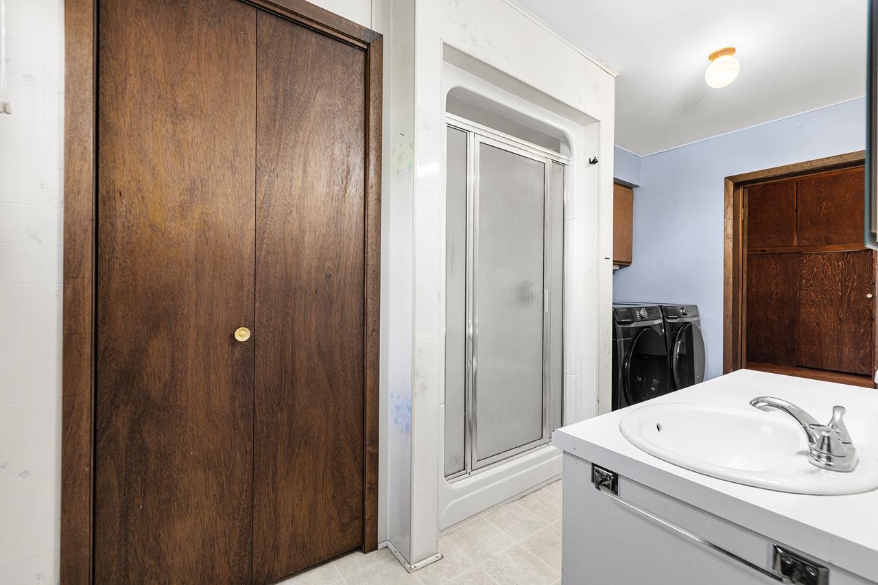 523 North 2nd Street Colby, WI 54421 - Photo 29 of 52