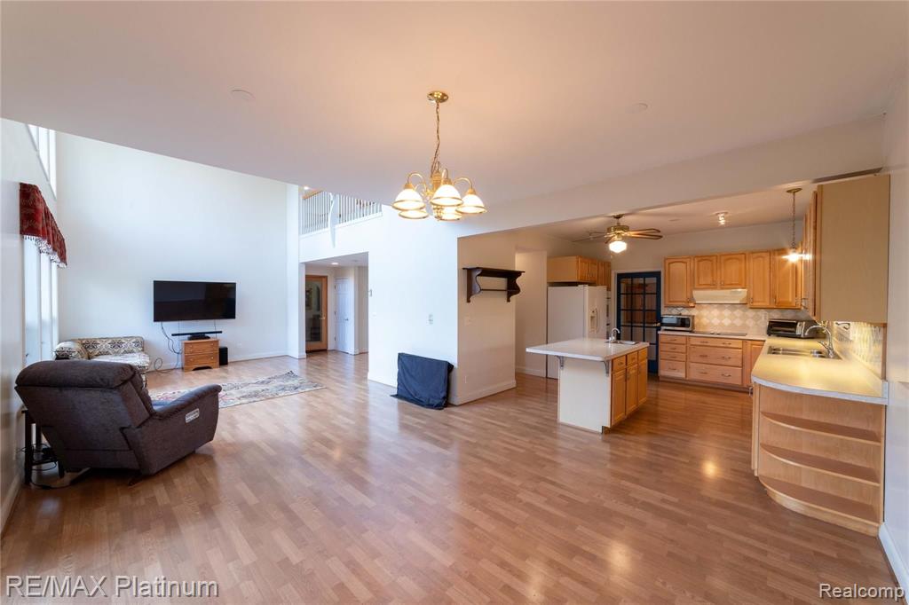 18819 Ridge Road Northville, MI 48167 - Photo 11 of 83