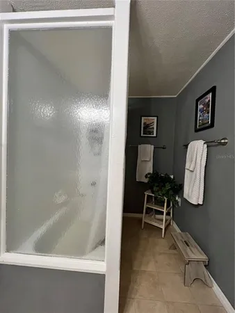 $2,600 | 810 North Tremain Street, Mount Dora, FL 32757