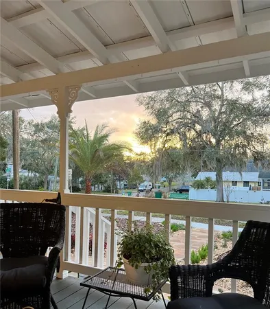 $2,600 | 810 North Tremain Street, Mount Dora, FL 32757