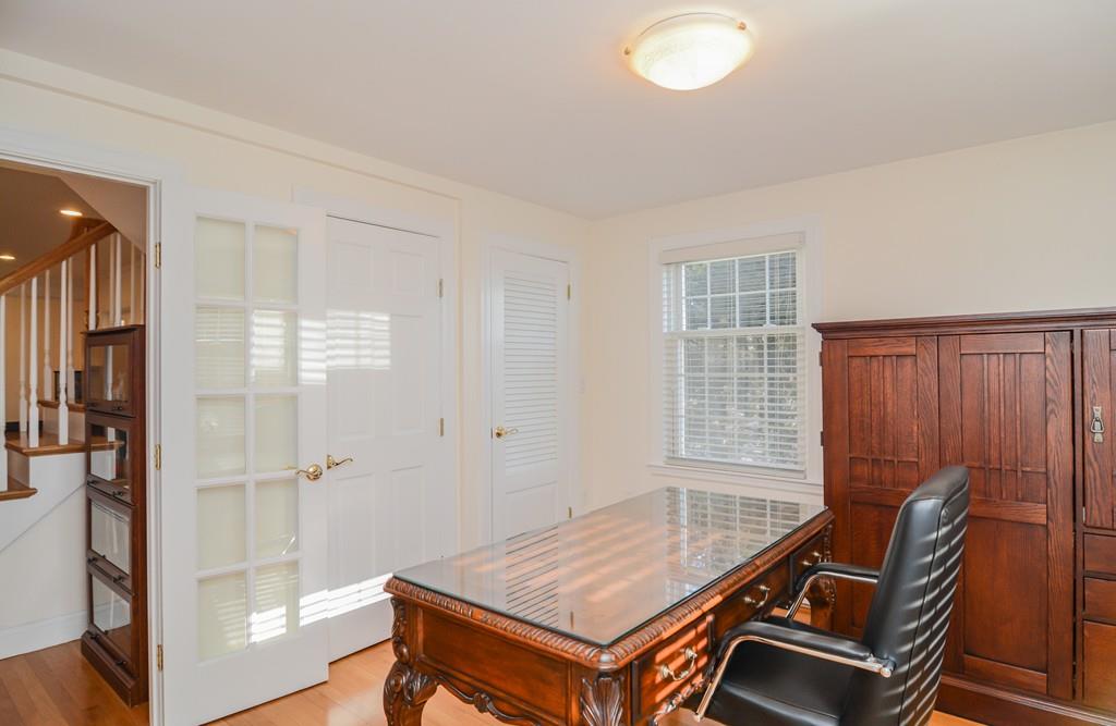 7 Benjamin Road Lexington, MA 02421 - Photo 17 of 42 a room with furniture and a window