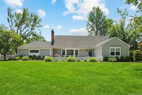 $2,879,000 | 38 Hewlett Lane, Port Washington, NY 11050