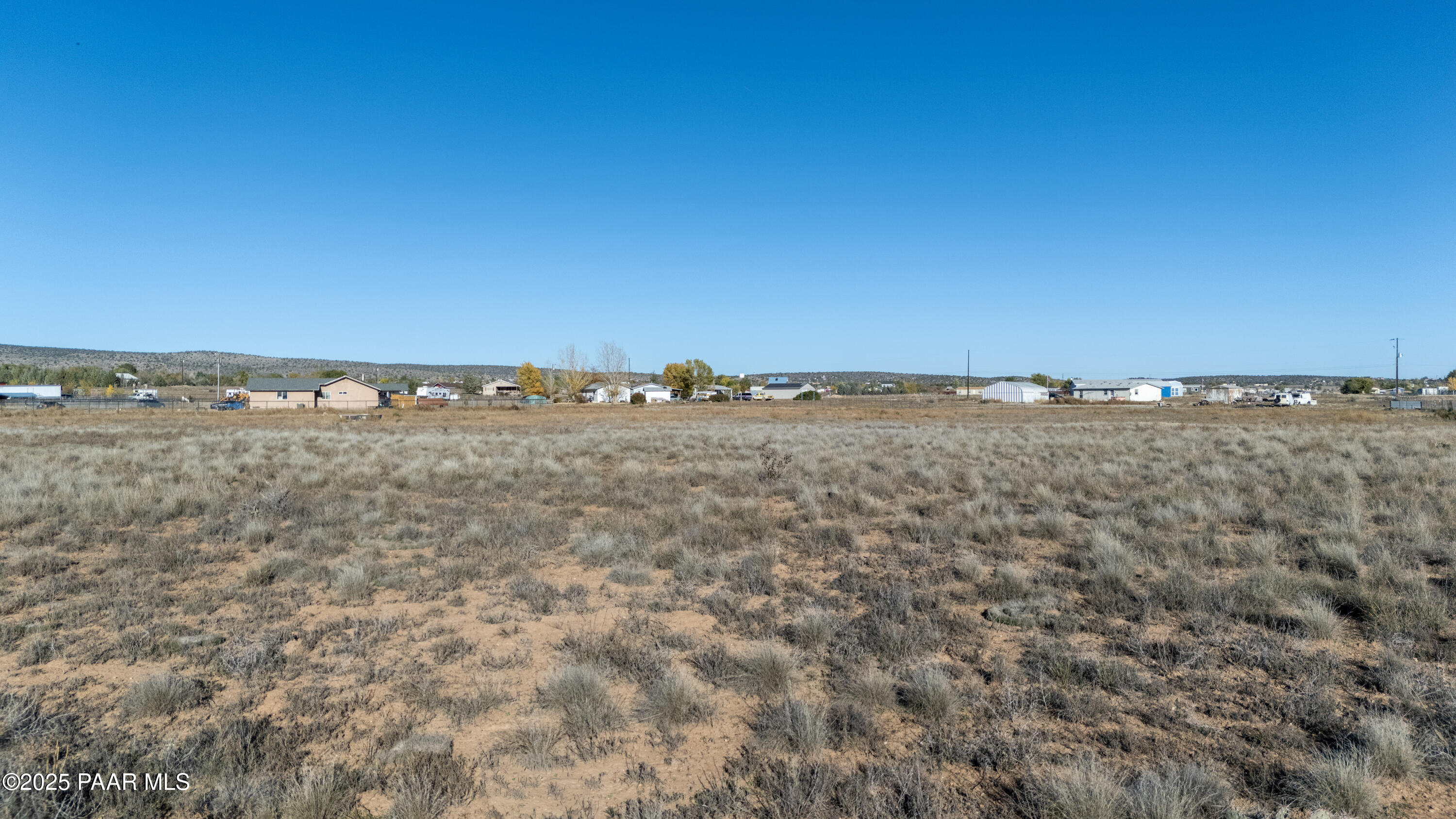 845 Ranch House Road Paulden, AZ 86334 - Photo 18 of 29 a view of beach and city