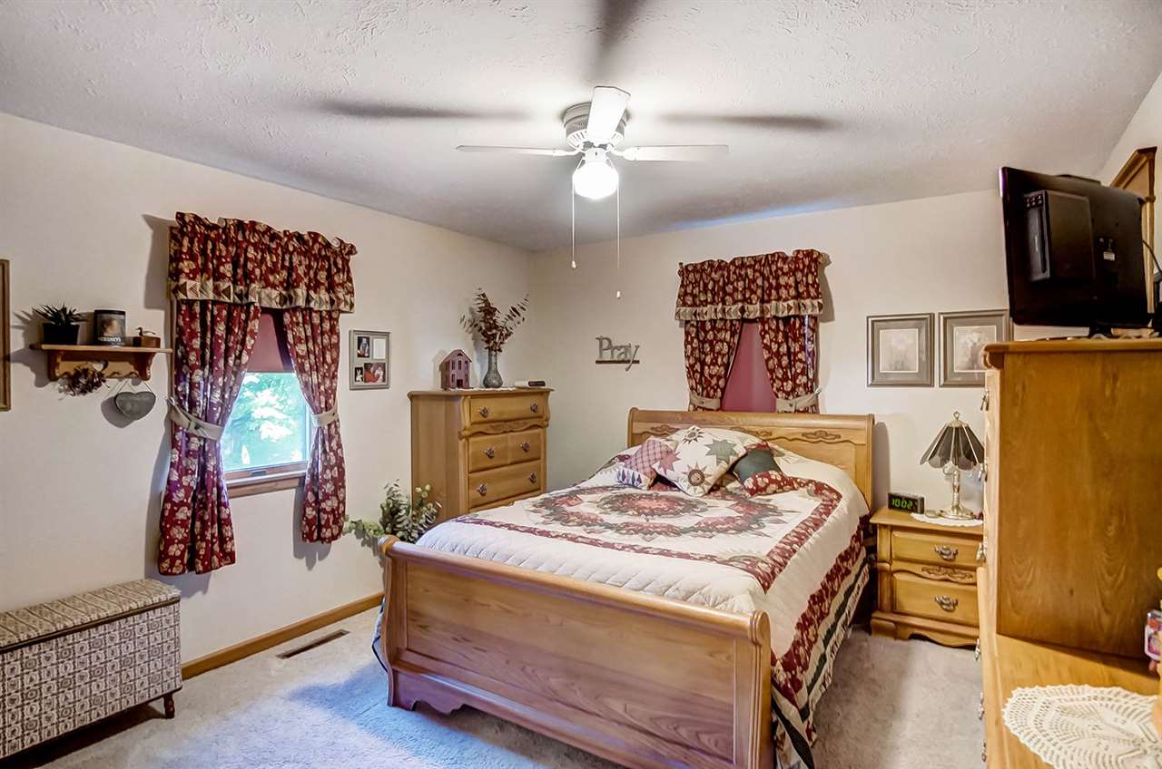 103 Union Street Howe, IN 46746 - Photo 12 of 30 Gallery Image 12
