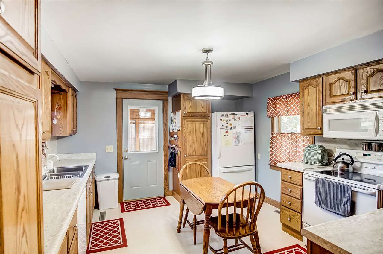 103 Union Street Howe, IN 46746 - Photo 10 of 30 Gallery Image 10