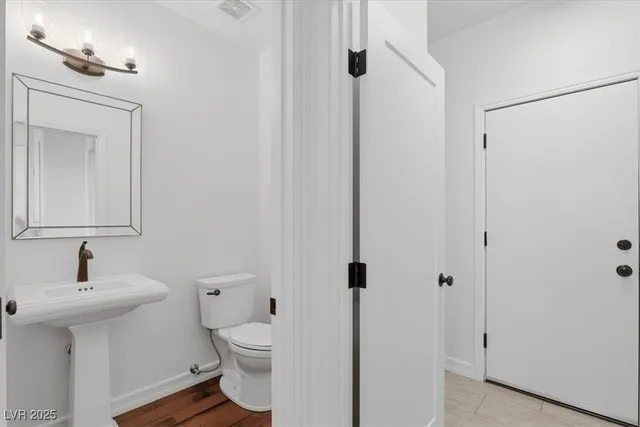 $490,000 | 10448 Britton Hill Avenue, Las Vegas, NV 89129