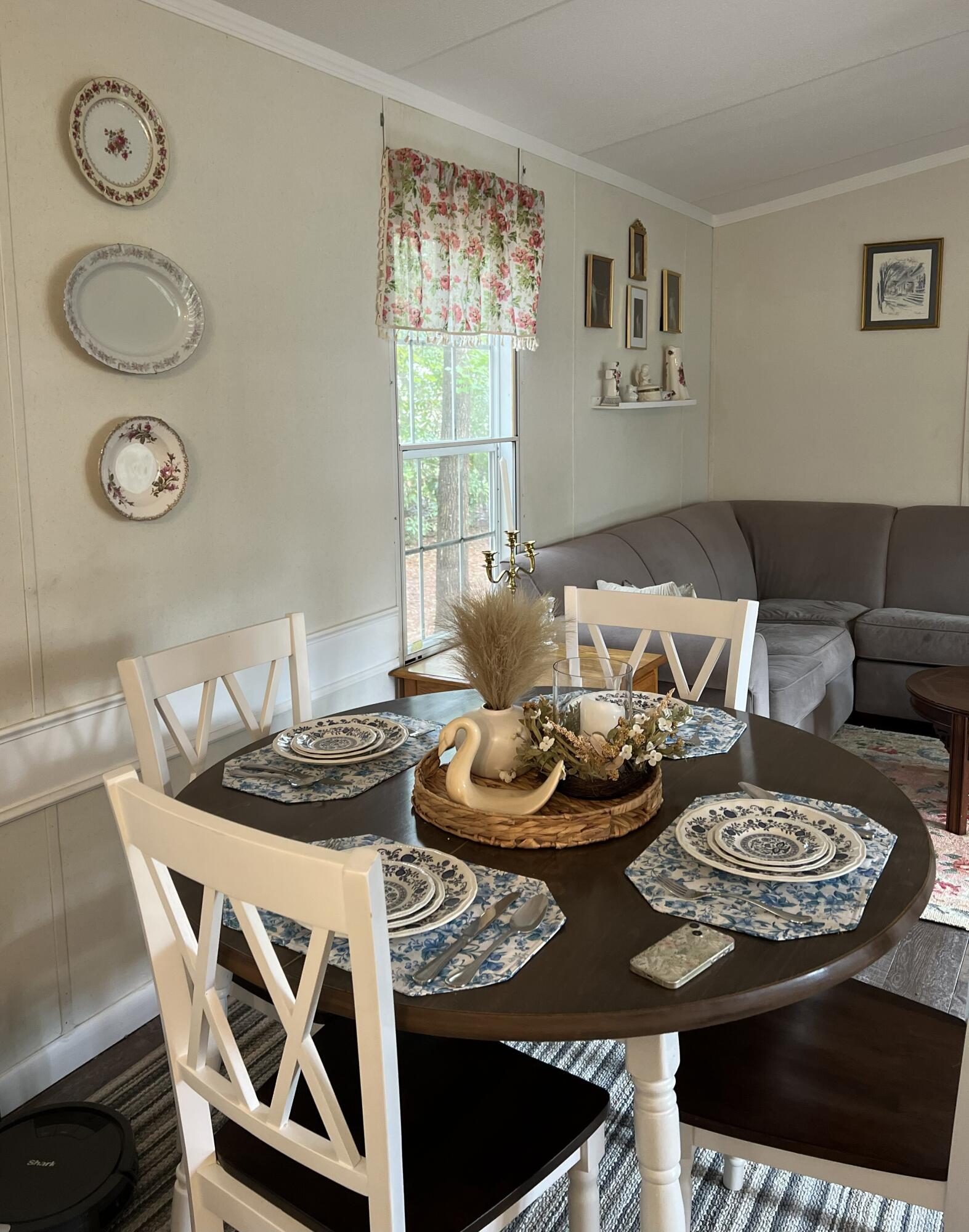 175 Schoolhouse Road Dorchester, SC 29437 - Photo 3 of 17 Dining