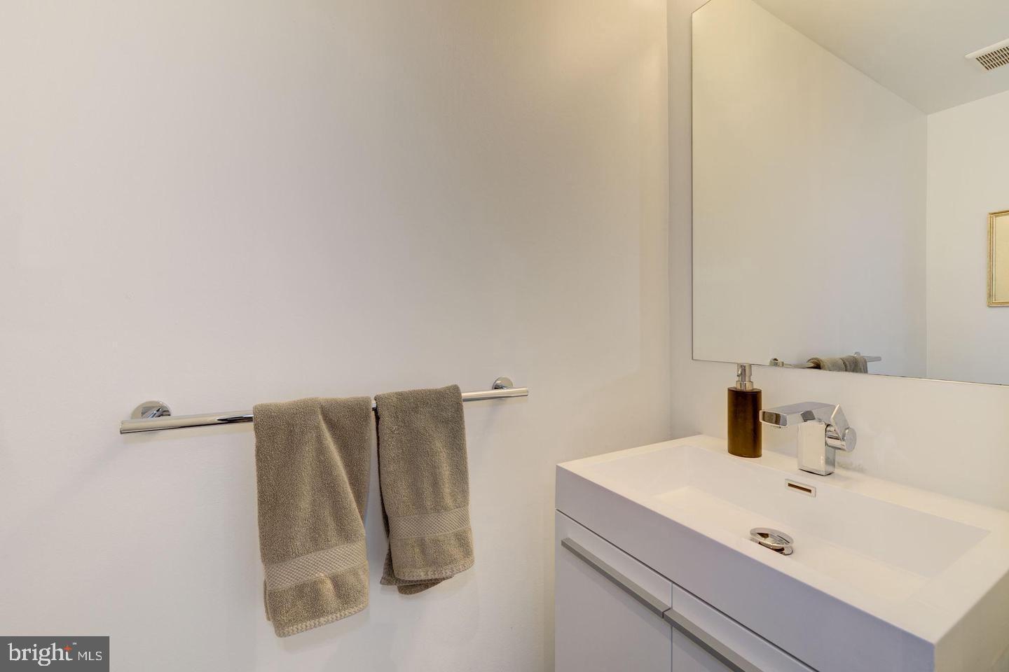 1957 3rd Street Northwest Washington, DC 20001 - Photo 11 of 20