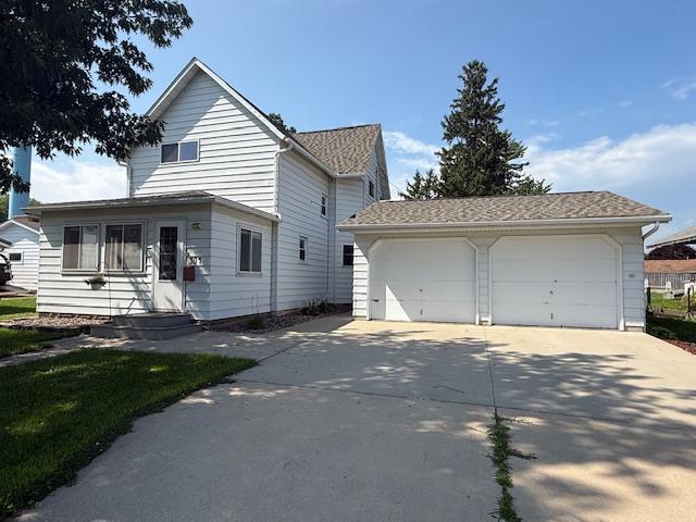 307 Main Street East Caledonia, MN 55921 - Photo 1 of 39