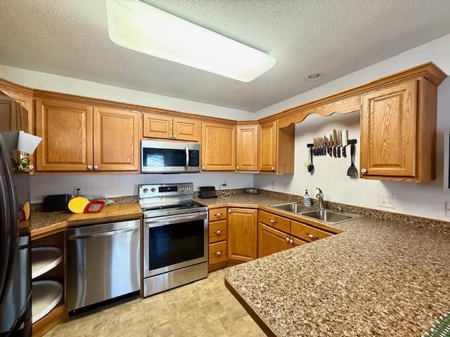307 Main Street East Caledonia, MN 55921 - Photo 16 of 39
