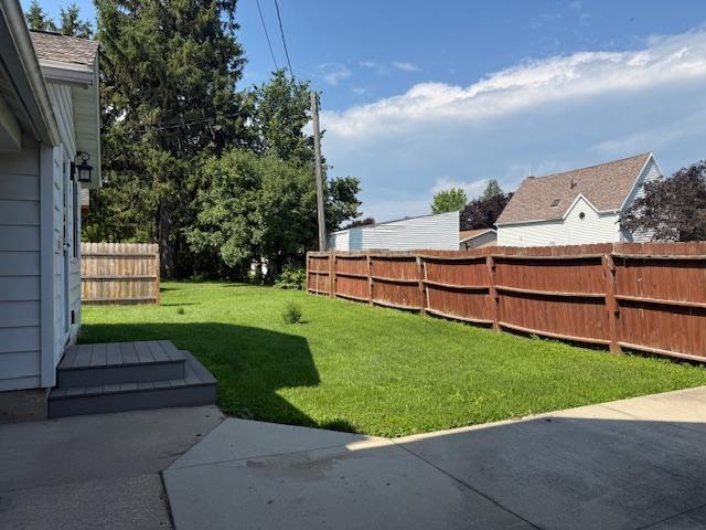 307 Main Street East Caledonia, MN 55921 - Photo 3 of 39