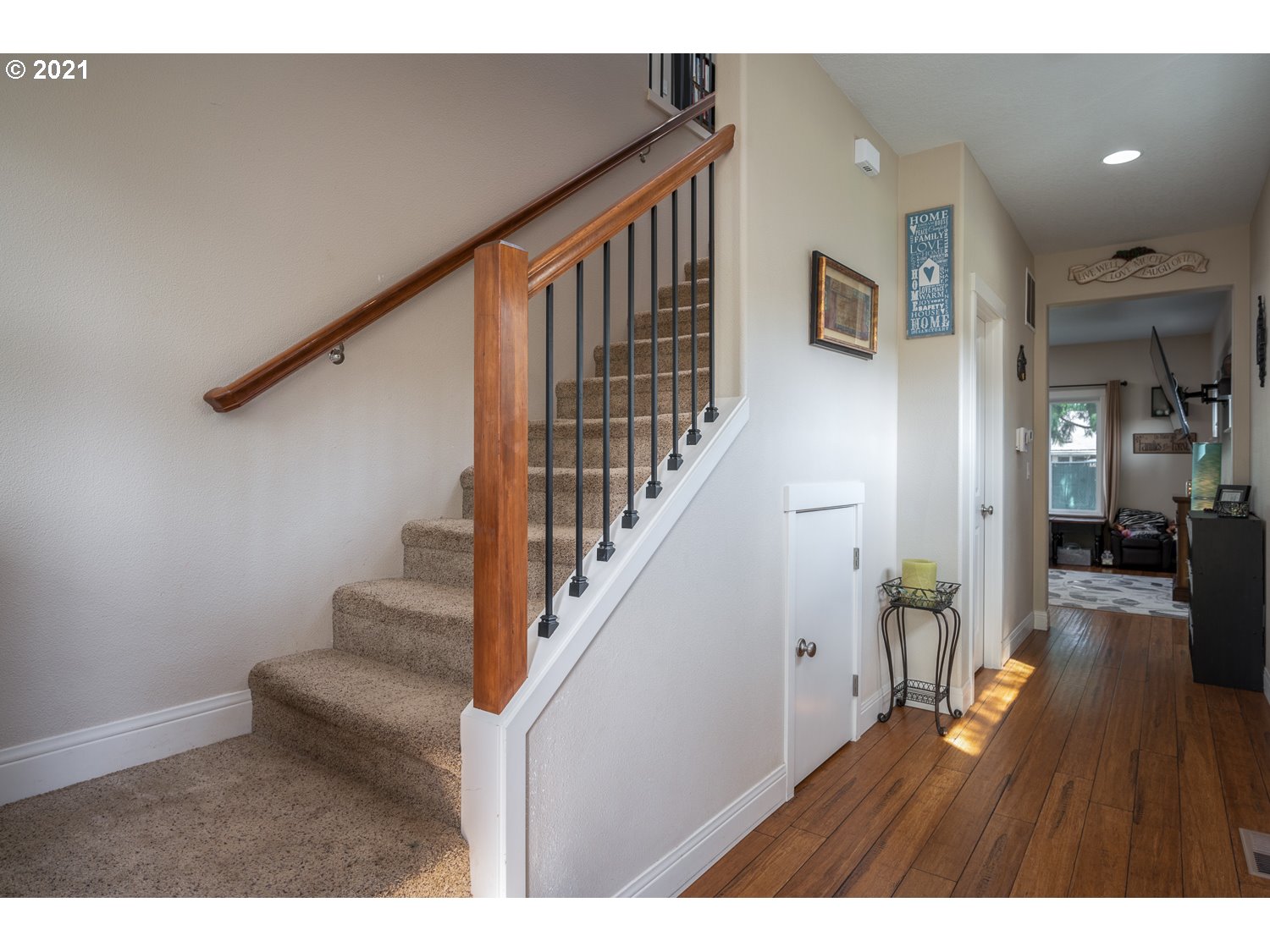 450 Southwest Elm Road Estacada, OR 97023 - Photo 3 of 25