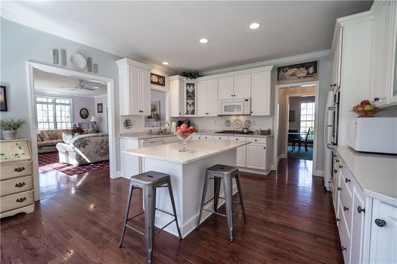 464 Springdale Road Eighty Four, PA 15330 - Photo 6 of 25 Kitchen 464 Springdale Road