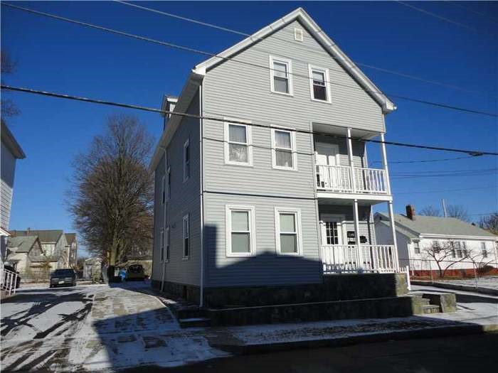 39 Rhodes Street Pawtucket, RI 02860 - Photo 1 of 16 Gallery Image 1