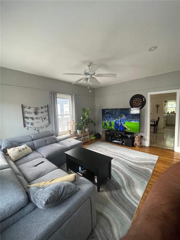 39 Rhodes Street Pawtucket, RI 02860 - Photo 8 of 16 Gallery Image 8