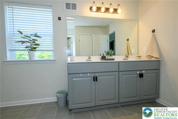 $510,000 | 338 Bendelow Lane, Northampton, PA 18067
