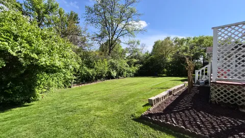 $900,000 | 11547 Burr Oak Lane, Burr Ridge, IL 60527