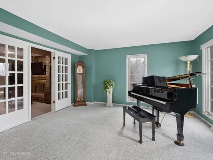 $900,000 | 11547 Burr Oak Lane, Burr Ridge, IL 60527