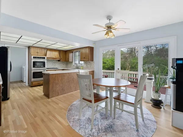 $950,000 | 11547 Burr Oak Lane, Burr Ridge, IL 60527