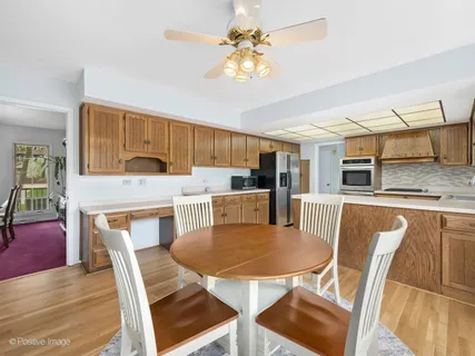 $900,000 | 11547 Burr Oak Lane, Burr Ridge, IL 60527