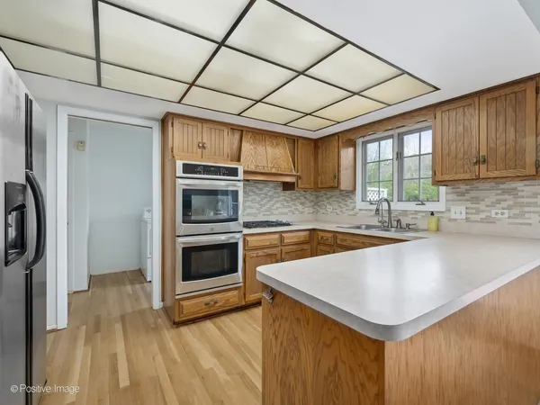 $950,000 | 11547 Burr Oak Lane, Burr Ridge, IL 60527