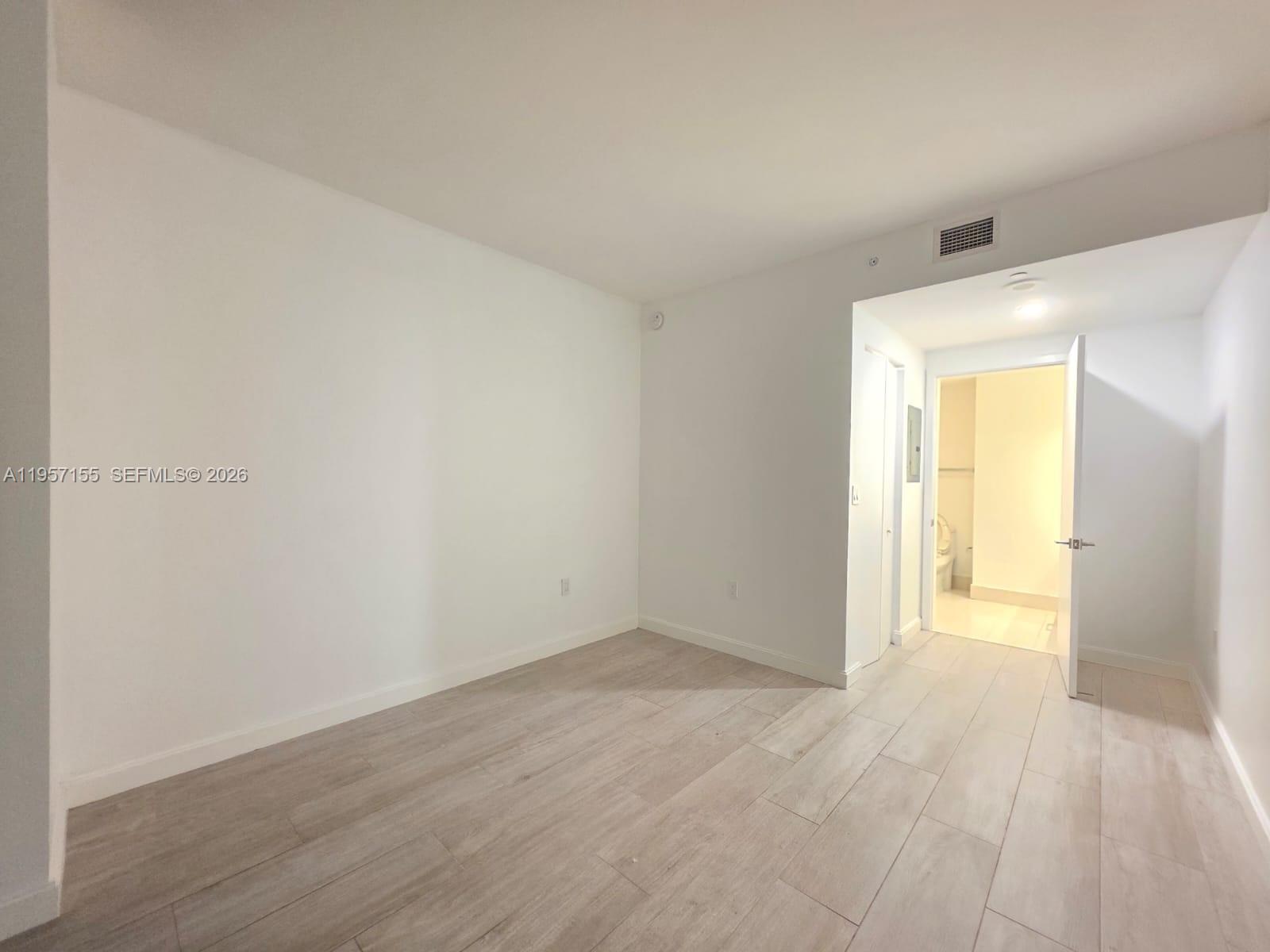 55 Southwest 9th Street, Unit 1409 Miami, FL 33130 - Photo 3 of 18