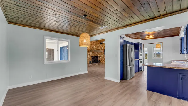 $630,000 | 3008 Vista Lane, Marble Falls, TX 78654